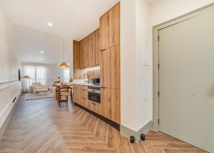 Hygge House Downtown Apartment