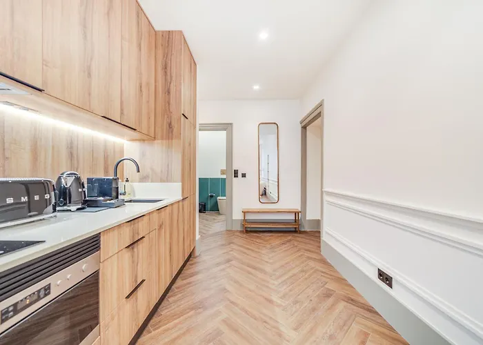 Hygge House Downtown Apartment