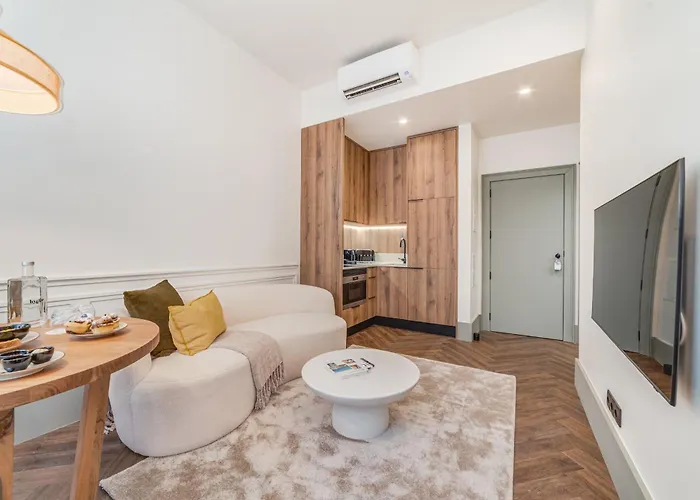 Hygge House Downtown Apartment